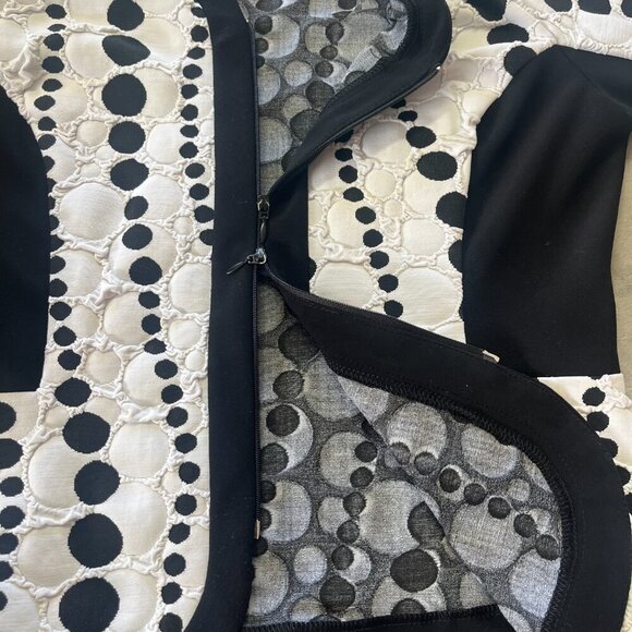 Joseph Ribkoff Fitted Textured Black & White Dotted Stretch Blazer Jacket - Picture 7 of 16